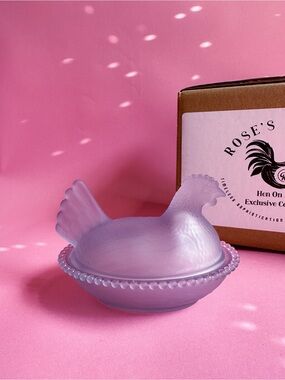 Rose's Closet Hen on Nest Trinket Dish In Original Box - Smoked